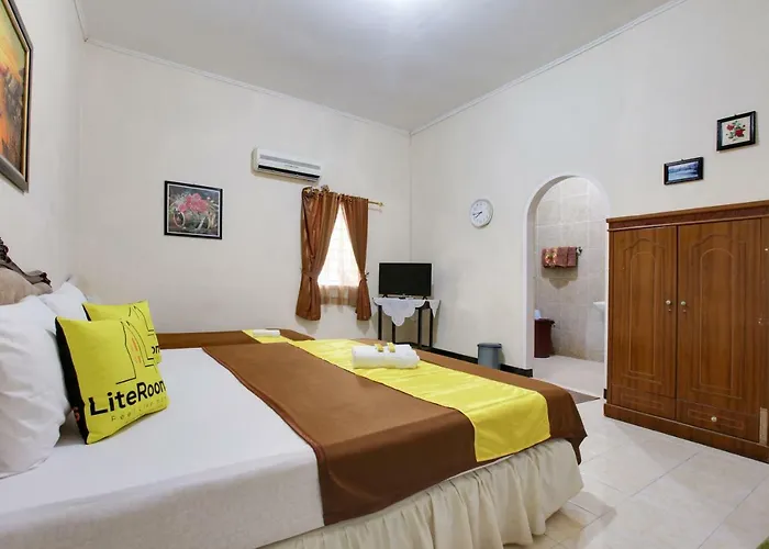 Lite Rooms Bogor Guest House