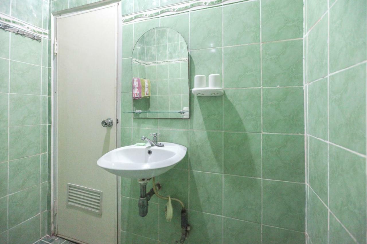 Wisma tamu Lite 3*