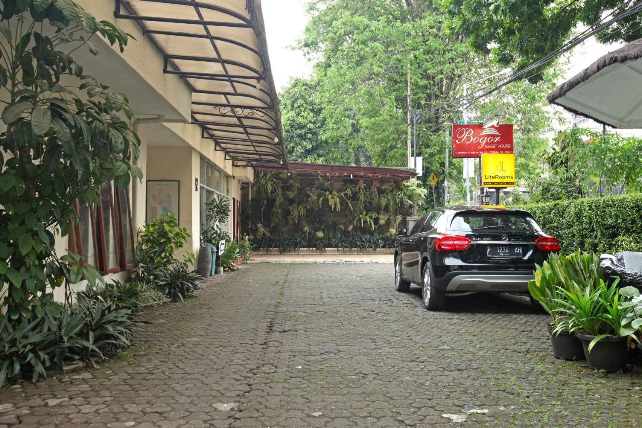 Wisma tamu Lite
